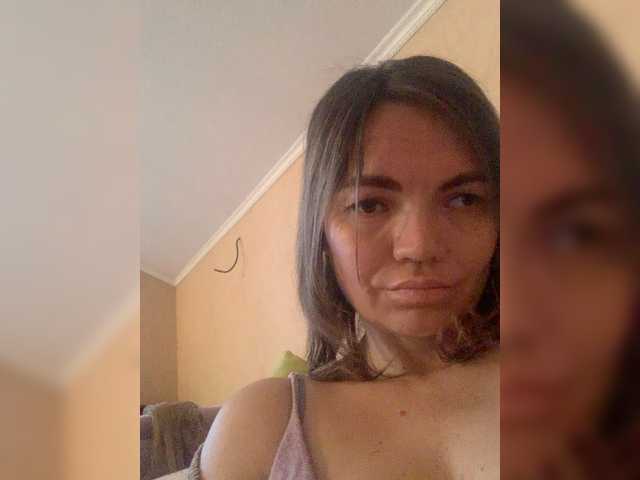 Ella-Pearlie from BongaCams is Freechat