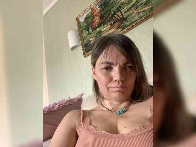 Ella-Pearlie webcam