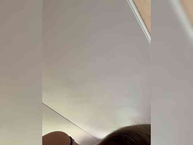 Ella-Pearlie webcam