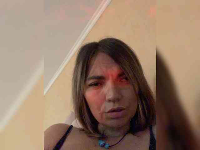 Ella-Pearlie webcam