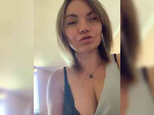 Ella-Pearlie webcam