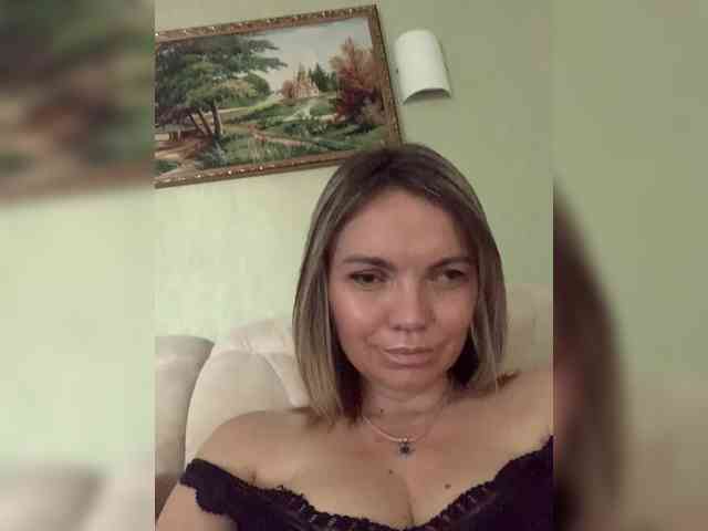 Ella-Pearlie webcam