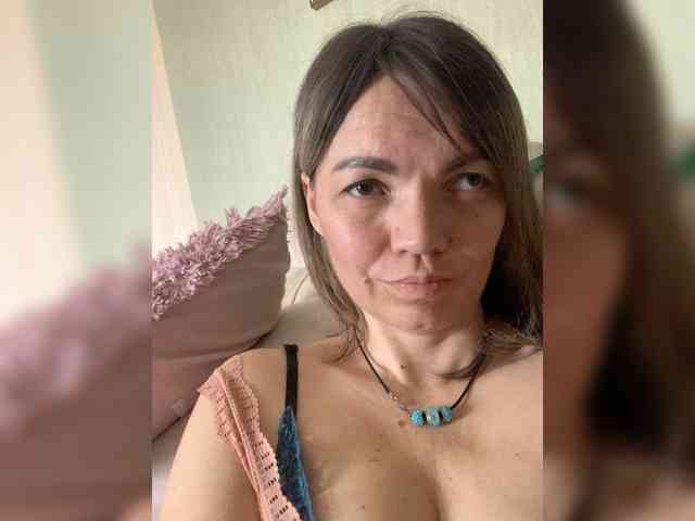Ella-Pearlie webcam