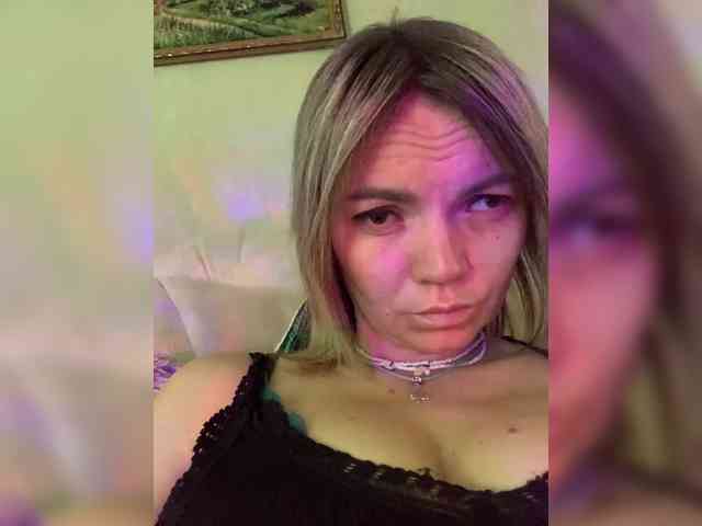 Ella-Pearlie webcam