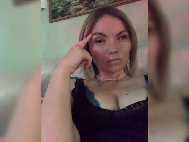 Ella-Pearlie webcam