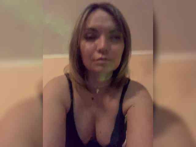 Ella-Pearlie webcam