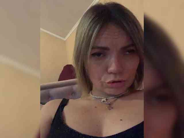 Ella-Pearlie webcam