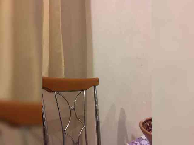 Ella-Pearlie webcam
