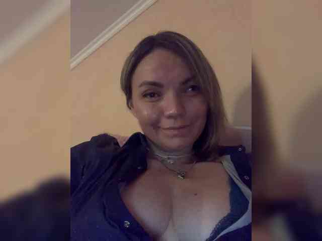 Ella-Pearlie webcam