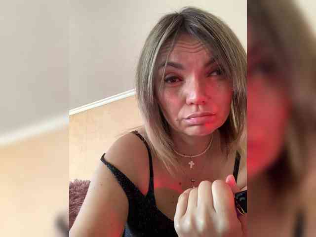 Ella-Pearlie webcam