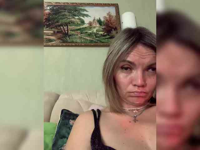 Ella-Pearlie webcam