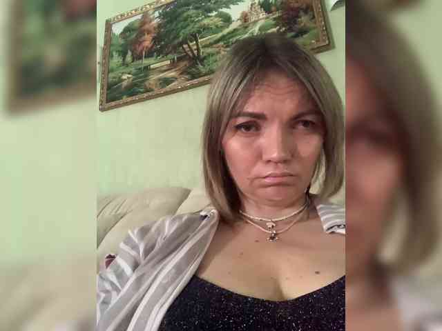 Ella-Pearlie webcam