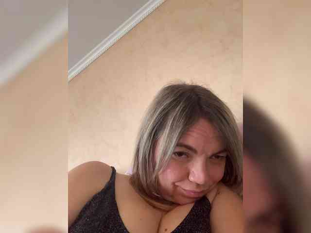 Ella-Pearlie webcam