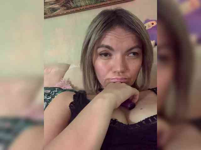 Ella-Pearlie webcam