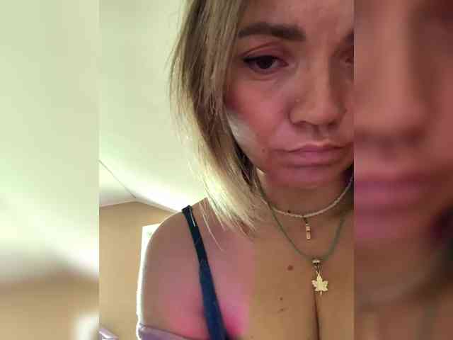 Ella-Pearlie webcam