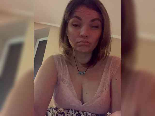 Ella-Pearlie webcam