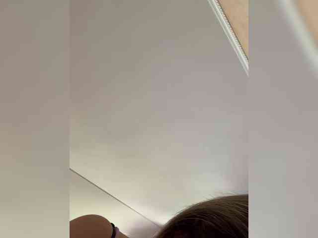 Ella-Pearlie webcam