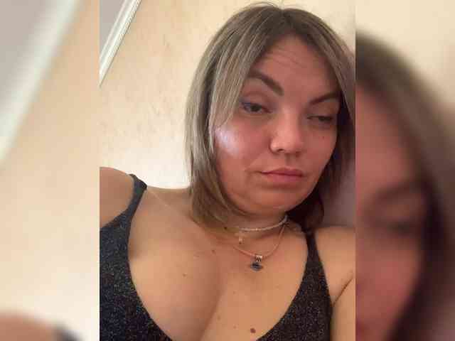 Ella-Pearlie webcam