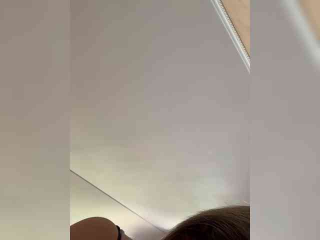 Ella-Pearlie webcam