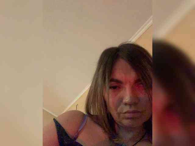 Ella-Pearlie webcam