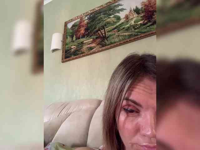 Ella-Pearlie webcam