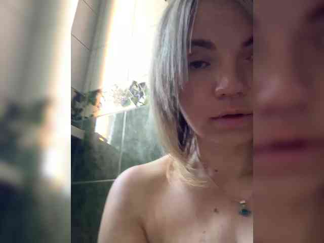 Ella-Pearlie webcam