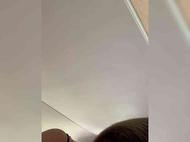 Ella-Pearlie webcam