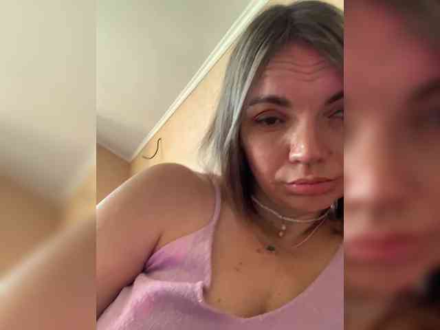 Ella-Pearlie webcam