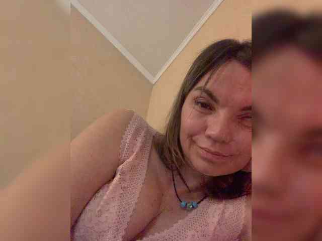Ella-Pearlie webcam