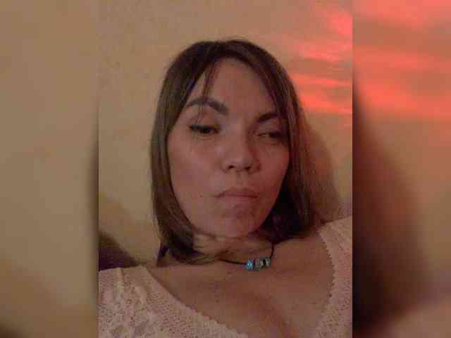 Ella-Pearlie webcam