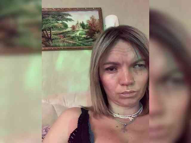 Ella-Pearlie webcam