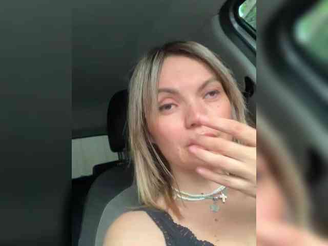 Ella-Pearlie webcam