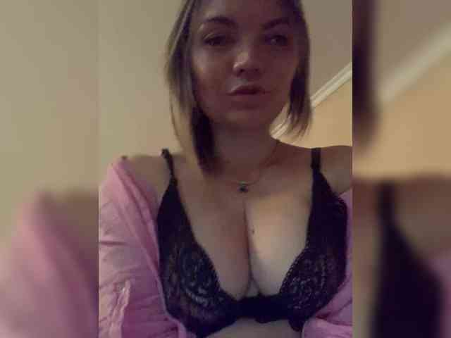 Ella-Pearlie webcam