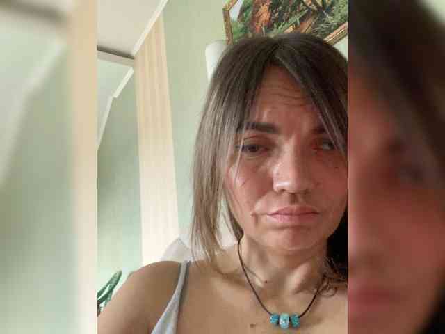 Ella-Pearlie webcam