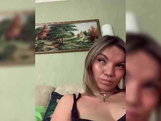 Ella-Pearlie webcam