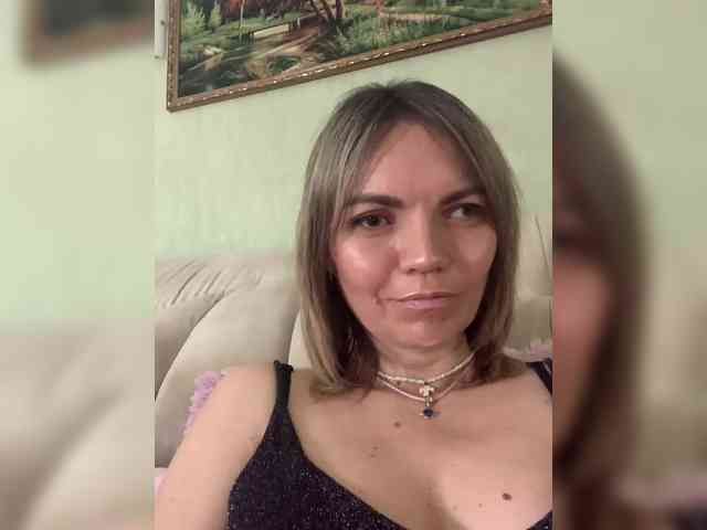 Ella-Pearlie webcam