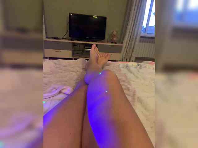 Ella-Pearlie webcam