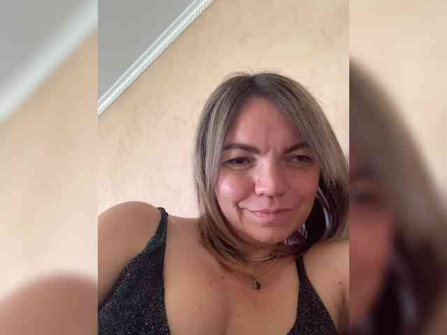 Ella-Pearlie webcam