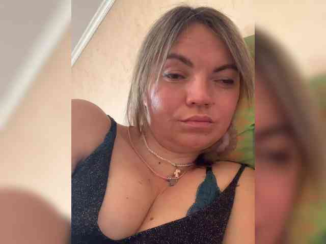 Ella-Pearlie webcam