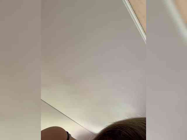 Ella-Pearlie webcam