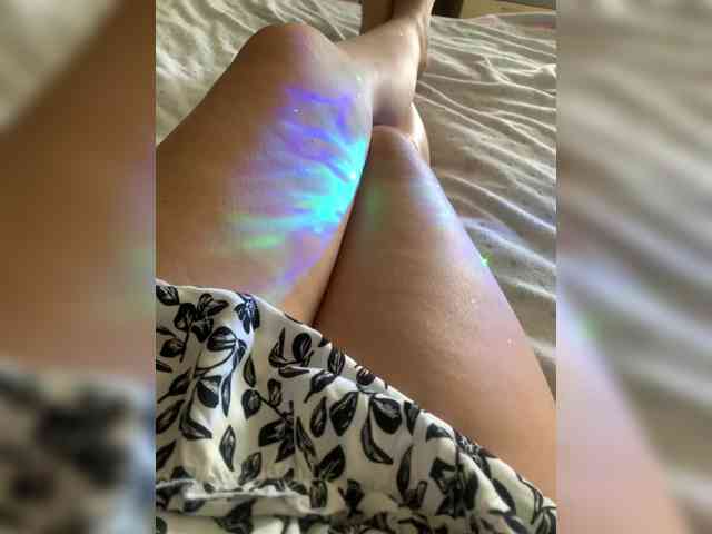Ella-Pearlie webcam
