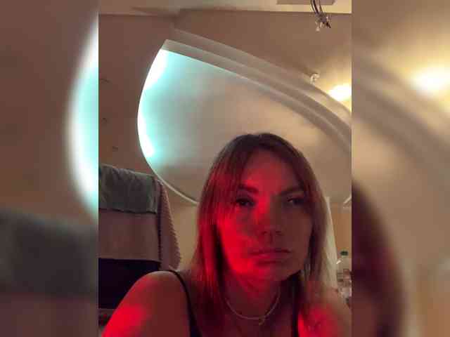 Ella-Pearlie webcam