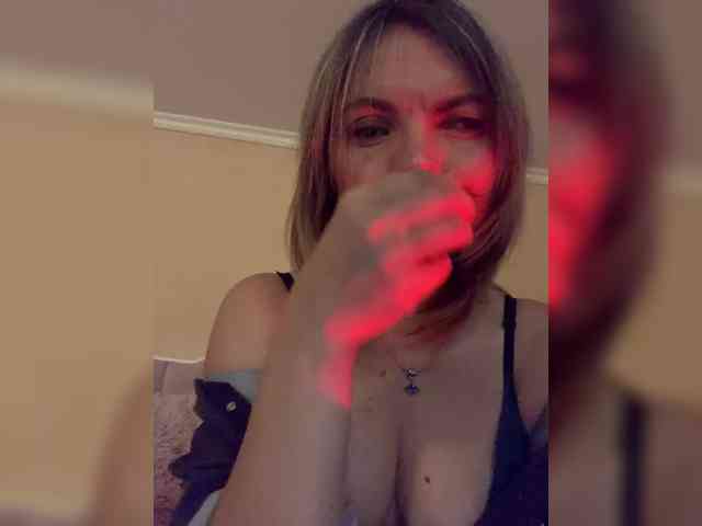 Ella-Pearlie webcam