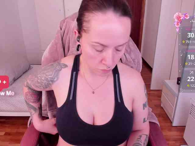 DominaDeivis webcam