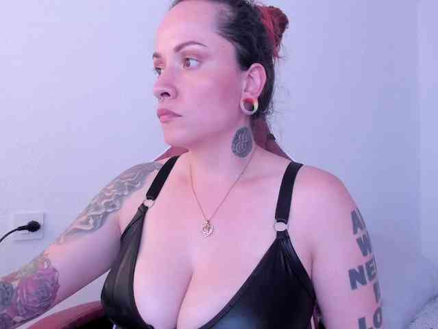 DominaDeivis webcam