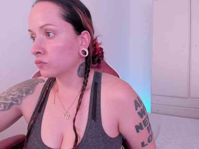 DominaDeivis webcam