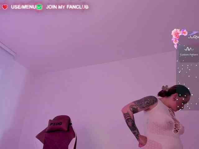 DominaDeivis webcam
