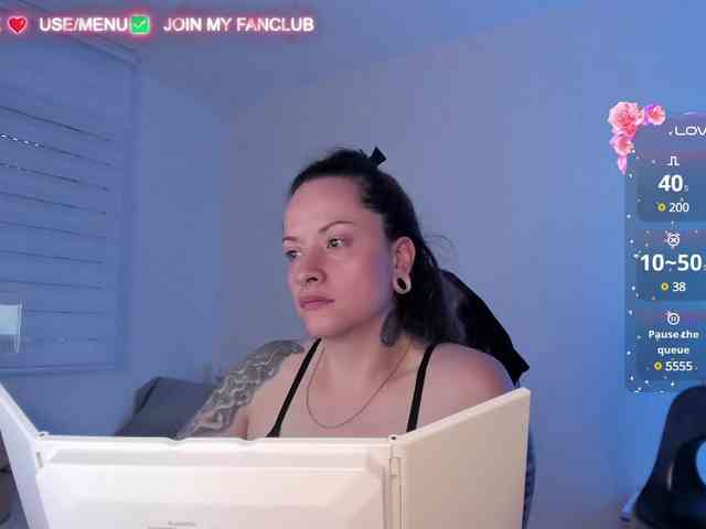 DominaDeivis webcam