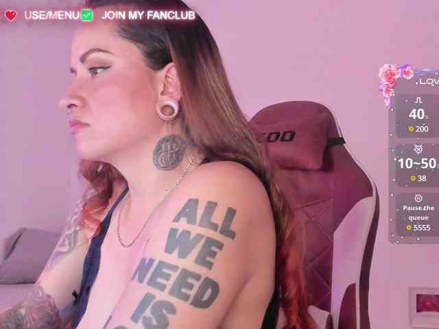 DominaDeivis webcam