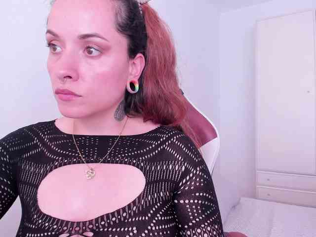 DominaDeivis webcam